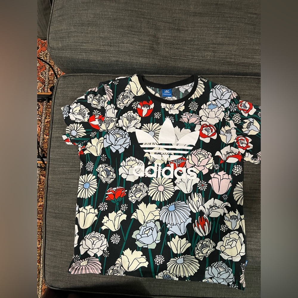 Adidas originals floral boyfriend t shirt size large